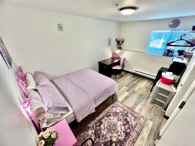 property at 5631 E Cornell Ave