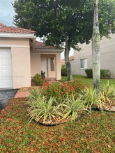 4432 Dogwood Cir in Weston, FL - Building Photo - Building Photo