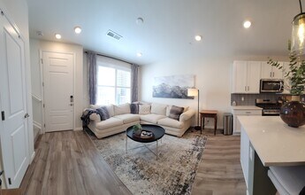 478 Millwall Cir in Castle Pines, CO - Building Photo - Building Photo