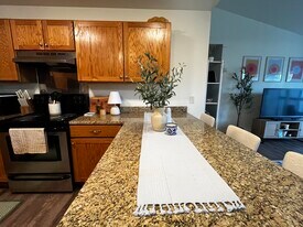 2121 S. Main St in West Bend, WI - Building Photo