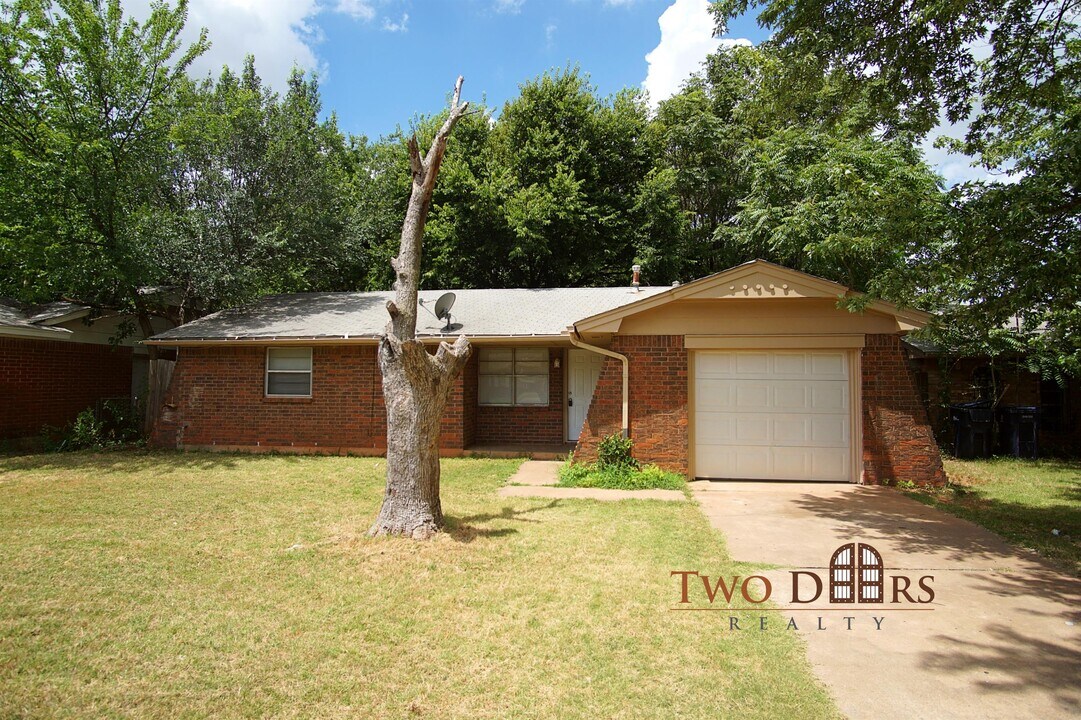 5217 Brookdale Dr in Oklahoma City, OK - Building Photo