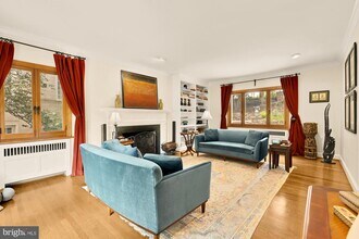 3111 Chain Bridge Rd NW in Washington, DC - Building Photo - Building Photo