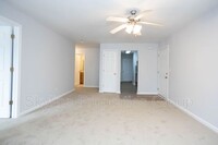 1304 Stonehaven Cir photo'