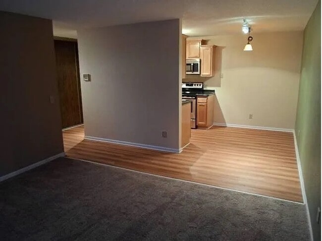 property at 14630 Garrett Ave