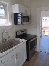 228 N 1st St in Jeannette, PA - Building Photo - Building Photo