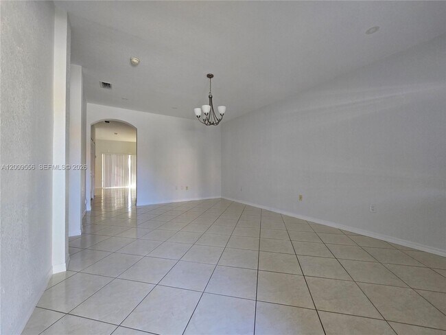 10924 SW 182nd Ln in Miami, FL - Building Photo - Building Photo