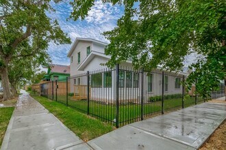 2702 Delano St in Houston, TX - Building Photo - Building Photo