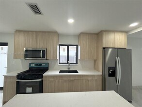 3765 SW 122nd Pl in Miami, FL - Building Photo - Building Photo