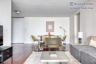 606 1st Ave. in New York, NY - Building Photo - Building Photo