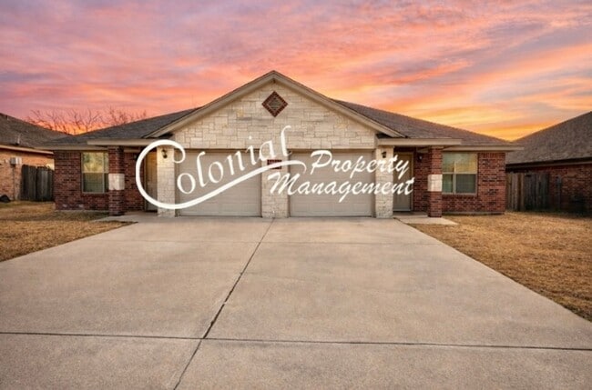 property at 3112 Baldwin Loop