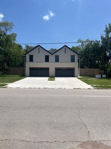 property at 1715 Stonewall St