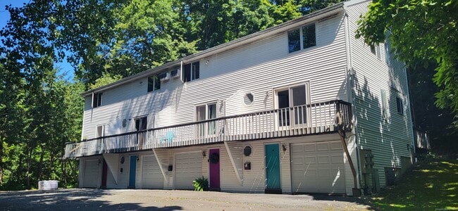 property at 1730 Farmington Ave