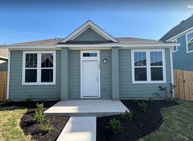 1628 Arbor Knot Dr in Kyle, TX - Building Photo