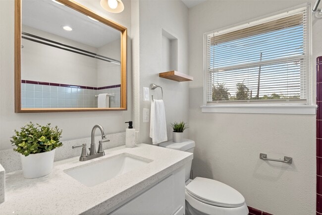 property at 618 Heidrich St