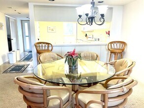 1095 Gulf of Mexico Dr in Longboat Key, FL - Building Photo - Building Photo