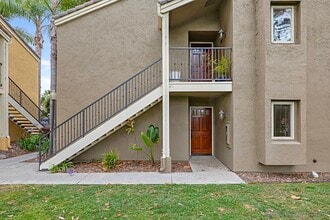 3137 Via Alicante in San Diego, CA - Building Photo - Building Photo