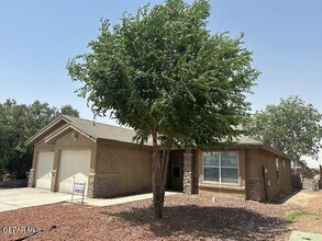 937 Dakota River Ave in El Paso, TX - Building Photo - Building Photo