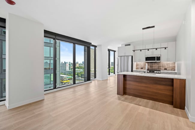 property at 1120 W Van Buren St