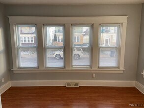15 Stratford Rd in Buffalo, NY - Building Photo - Building Photo