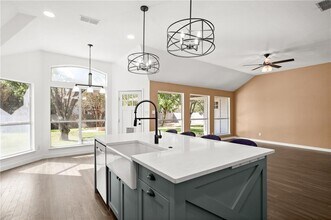 316 Poppy Cove in Buda, TX - Building Photo - Building Photo