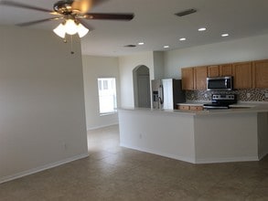 1511 Emerald Hill Way in Valrico, FL - Building Photo - Building Photo