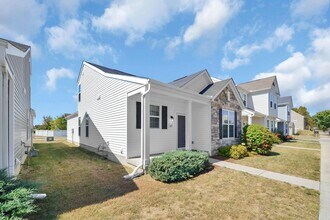 5621 Ellis Brook Dr in Dublin, OH - Building Photo - Building Photo