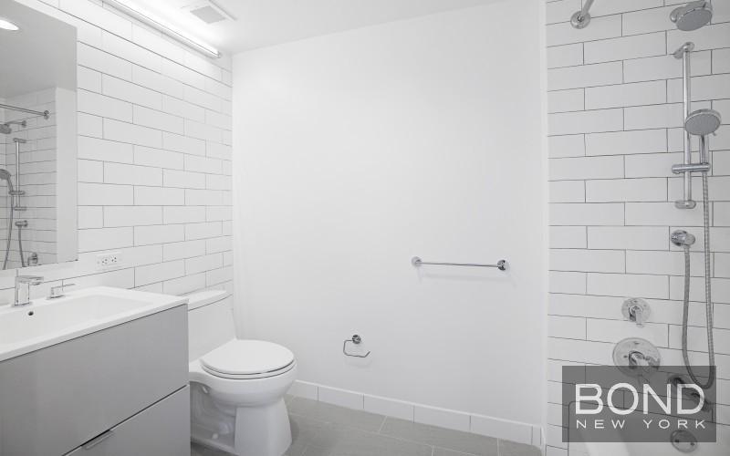 400 W 113th St in New York, NY - Building Photo