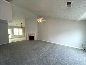 991 Wicker Pine Dr NE in Lawrenceville, GA - Building Photo - Building Photo