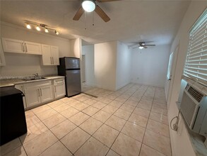 6907 NW 2nd Ave in Miami, FL - Building Photo - Building Photo