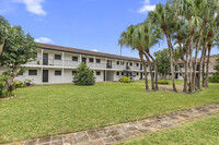 Resaca Jardin in Brownsville, TX - Foto de edificio - Building Photo