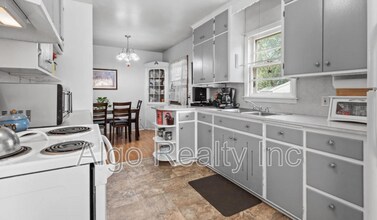 1811 Nevada Ave E in St. Paul, MN - Foto de edificio - Building Photo