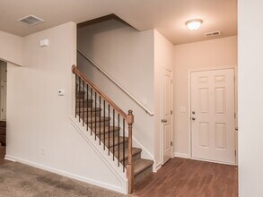 98 High Point Way in Hiram, GA - Foto de edificio - Building Photo