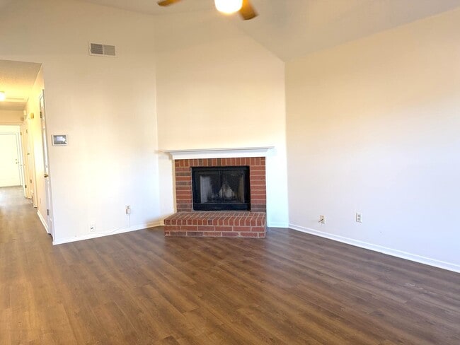 4450 Cedar Creek Cove in Memphis, TN - Building Photo - Building Photo