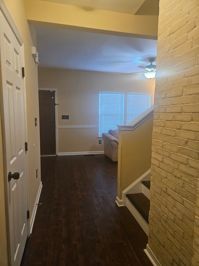 9403 Birch Cliff Drive in Fredericksburg, VA - Building Photo - Building Photo