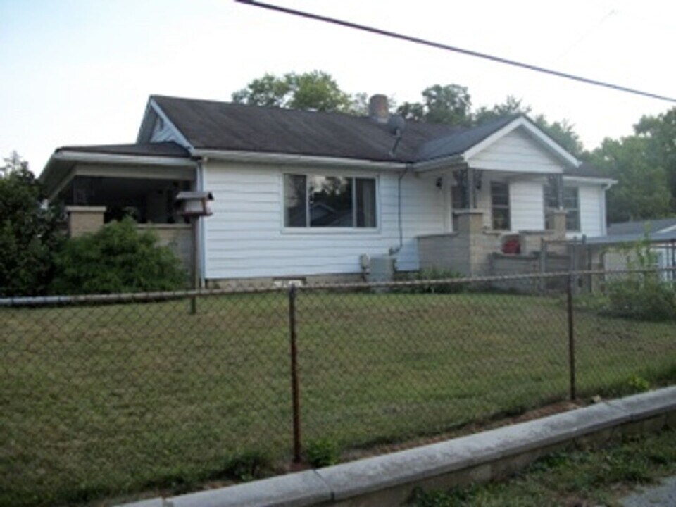 1123 N Madison St in Bloomington, IN - Building Photo