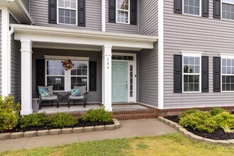 106 Gander Dr in Moyock, NC - Building Photo - Building Photo