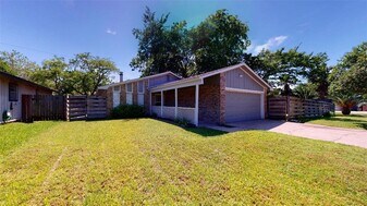 4130 Willow Oak St in Bryan, TX - Building Photo