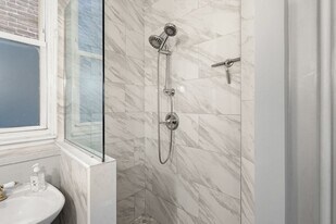 17 White St, Unit 1 in Boston, MA - Building Photo