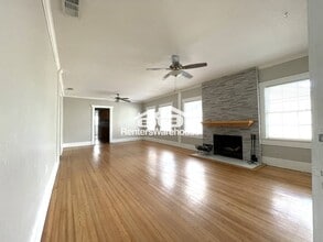 4130 1st Ave S in St. Petersburg, FL - Foto de edificio - Building Photo