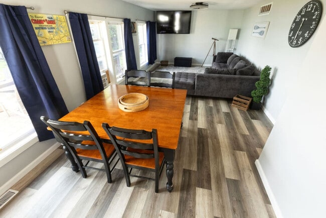 property at 39259 N Jackson Dr