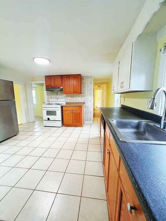 property at 4 Harrison St