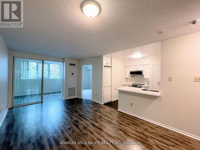 1055 Bay St. in Toronto, ON - Building Photo - Building Photo