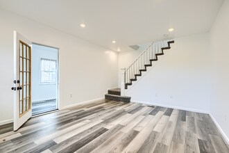 13 Summerfield Rd in Woodlawn, MD - Building Photo - Building Photo