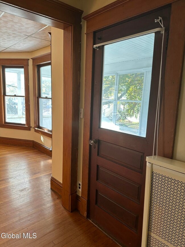 65 Ten Eyck Ave in Albany, NY - Building Photo - Building Photo