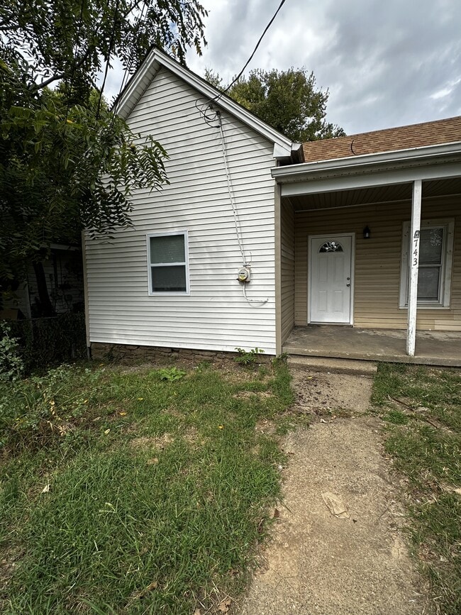 743 Maple Ave in Lexington, KY - Building Photo - Building Photo