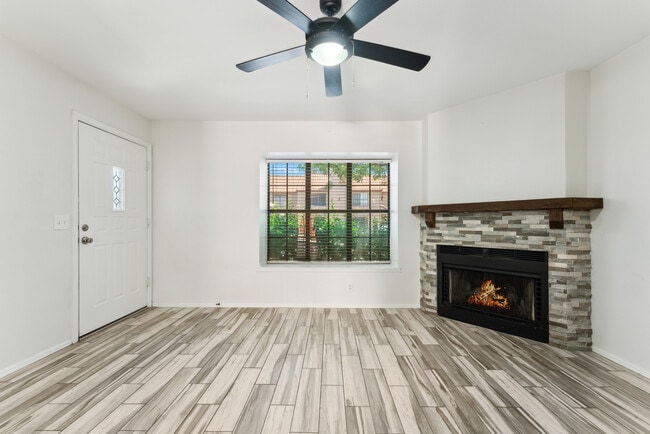 4901 E Kelton Ln, Unit 1252 in Scottsdale, AZ - Building Photo - Building Photo