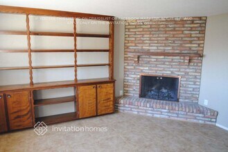 4435 N 56th Dr in Phoenix, AZ - Foto de edificio - Building Photo