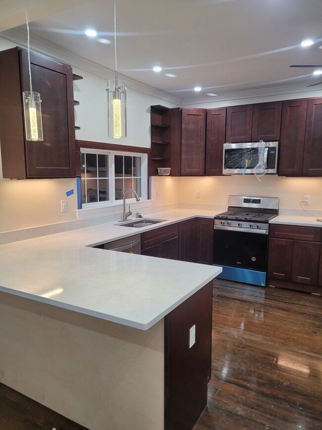 70 Blue Hill Ave Rentals in Milton, MA