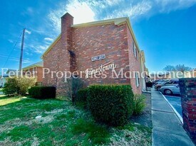 2865 Washington Ave in Evansville, IN - Building Photo