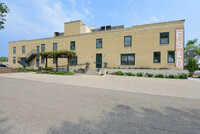 Freighthouse Flats Apartments in Fargo, ND - Foto de edificio - Building Photo